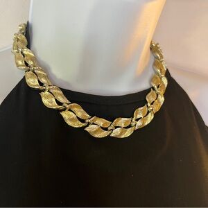 Vintage 1950 Lisner Silver Leaf Choker Necklace